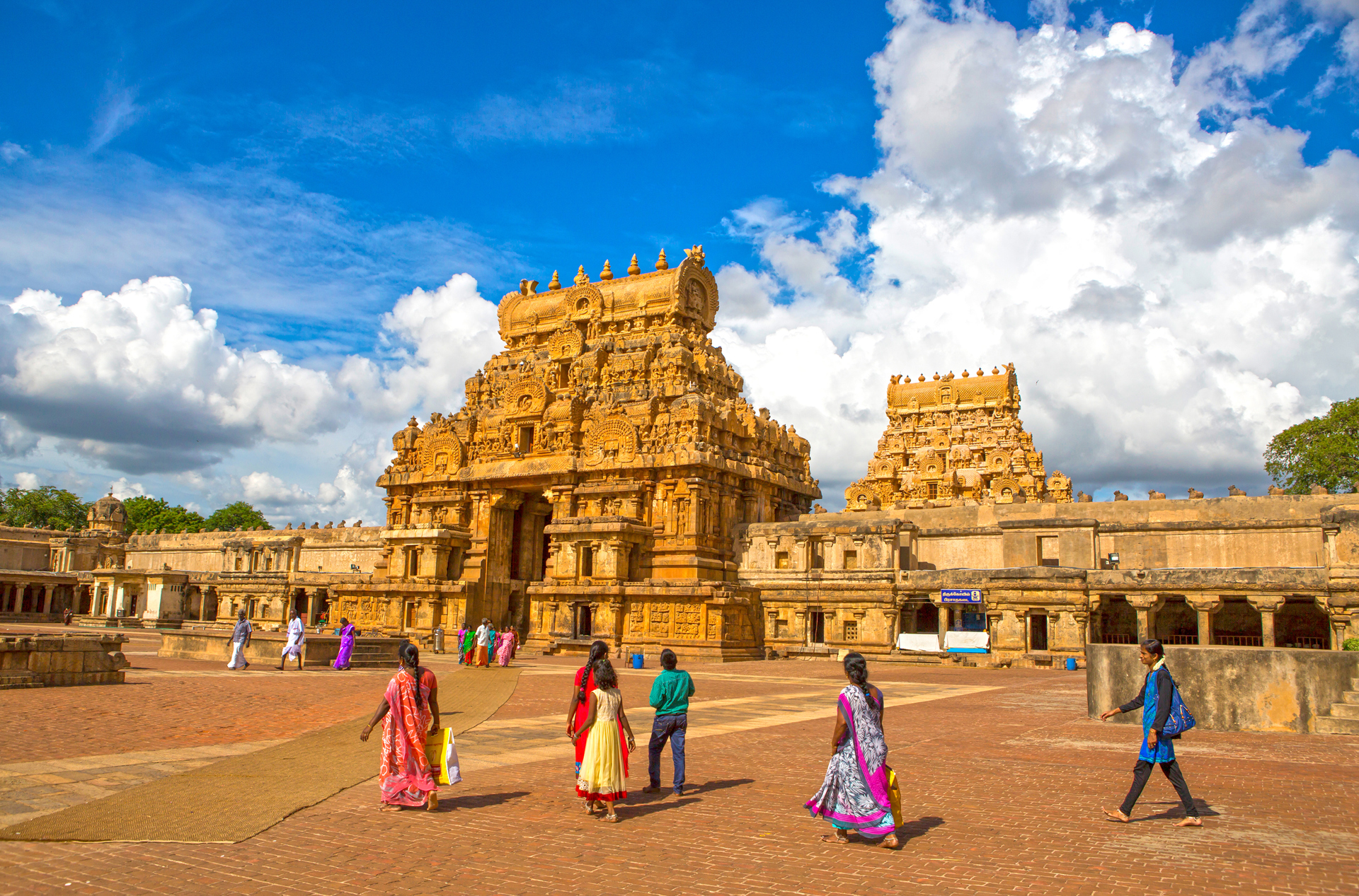 indien - tanjore_brihadeeshwara_tempel_02