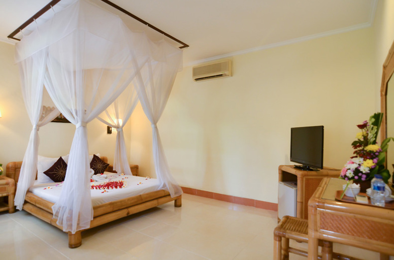 bali - lovina - aneka lovina_vaerelse_02