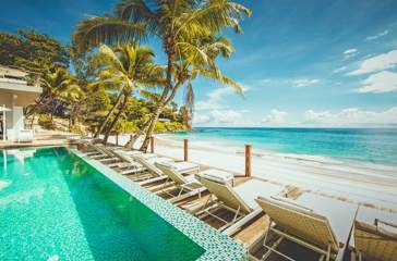 Beachfrontpool