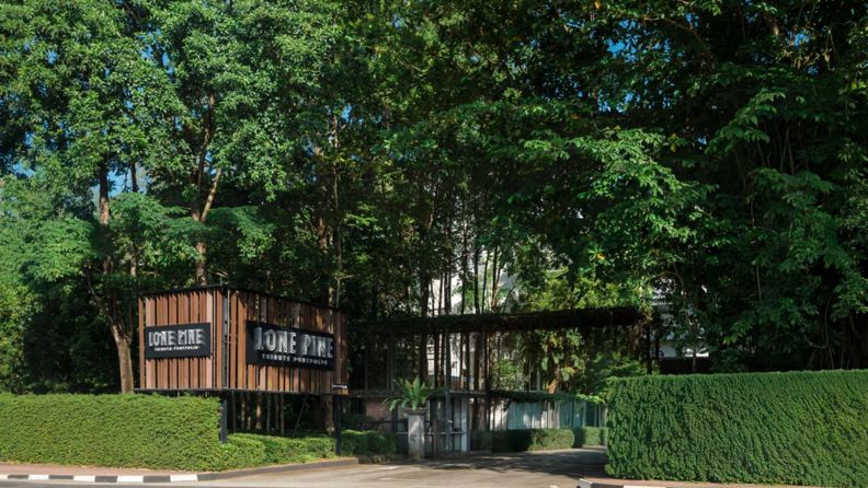 Lone Pine Resort Exterior 2