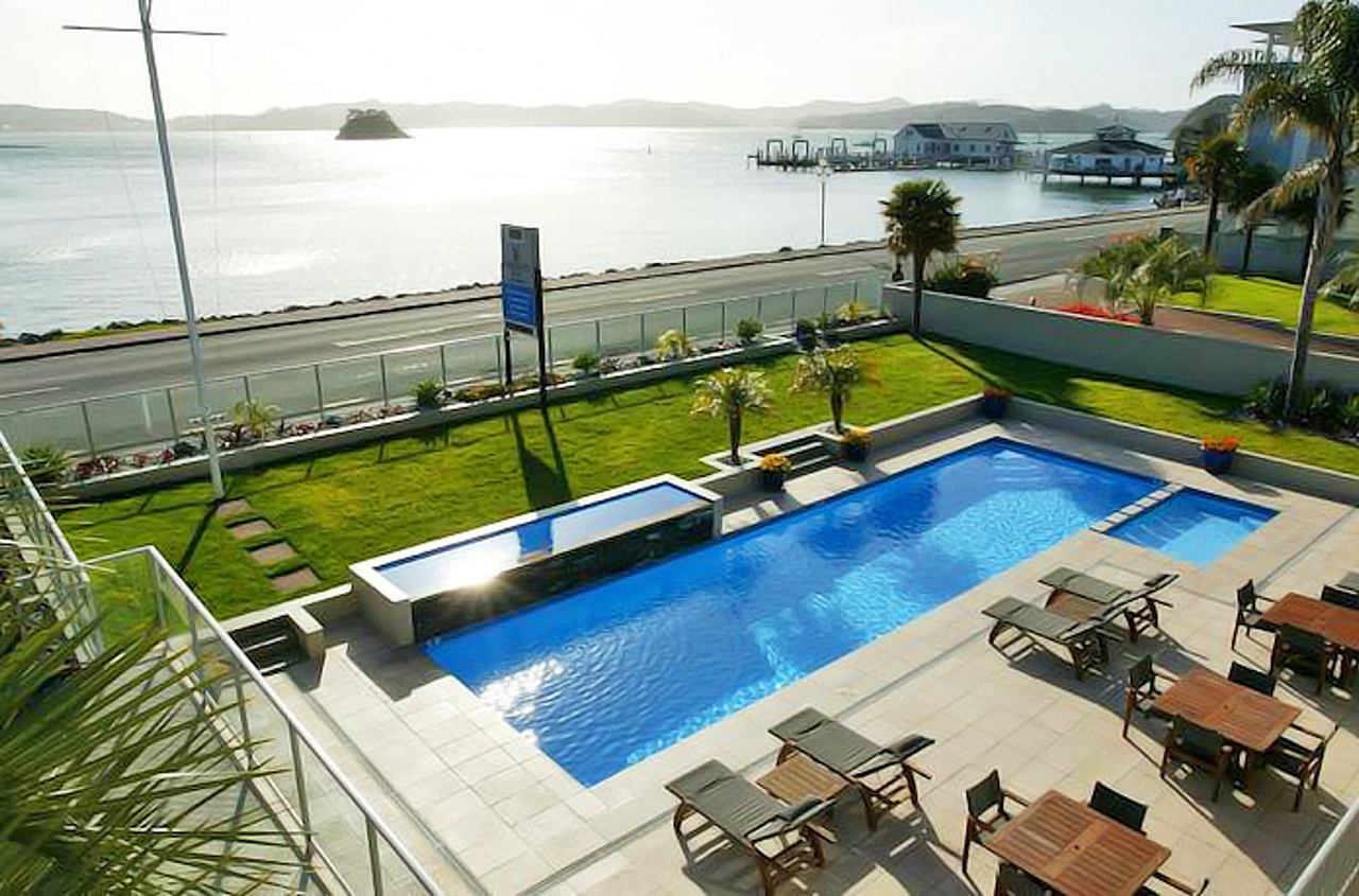 new zealand - bay of islands - kingsgate hotel autolodge paihia_pool_01