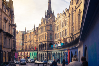 Edinburgh_victoriastreet
