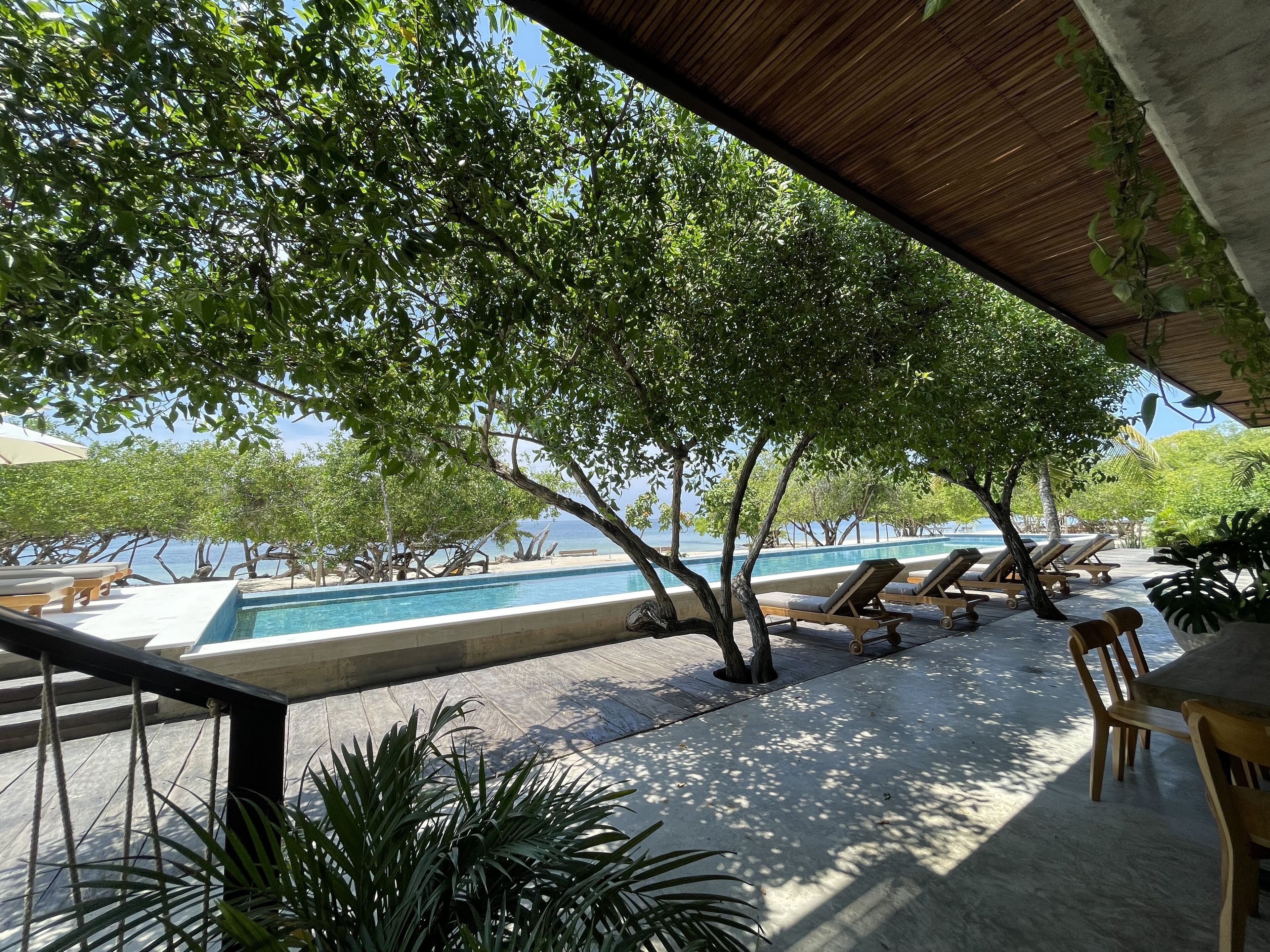 Sabai Hotel Cover