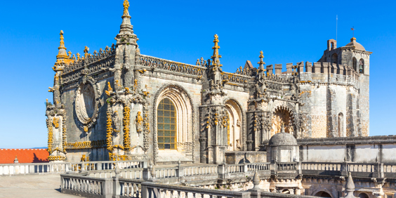 Tomar_convent_of_christ_01