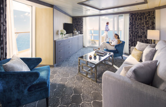 symphony of the seas_aqua theatre suite_01